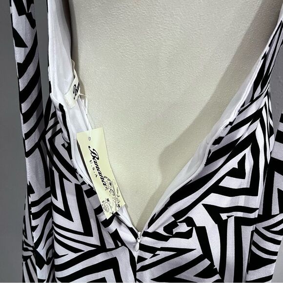 Banana USA vintage geometric print mini dress with open back details - Picture 9 of 16